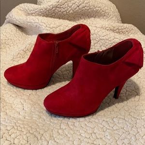 NWOT Impo Red Suede Booties